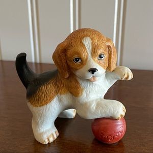HJ&G 8917 Ceramic “Puppy Pals” Beagle with Red Ball Figurine
